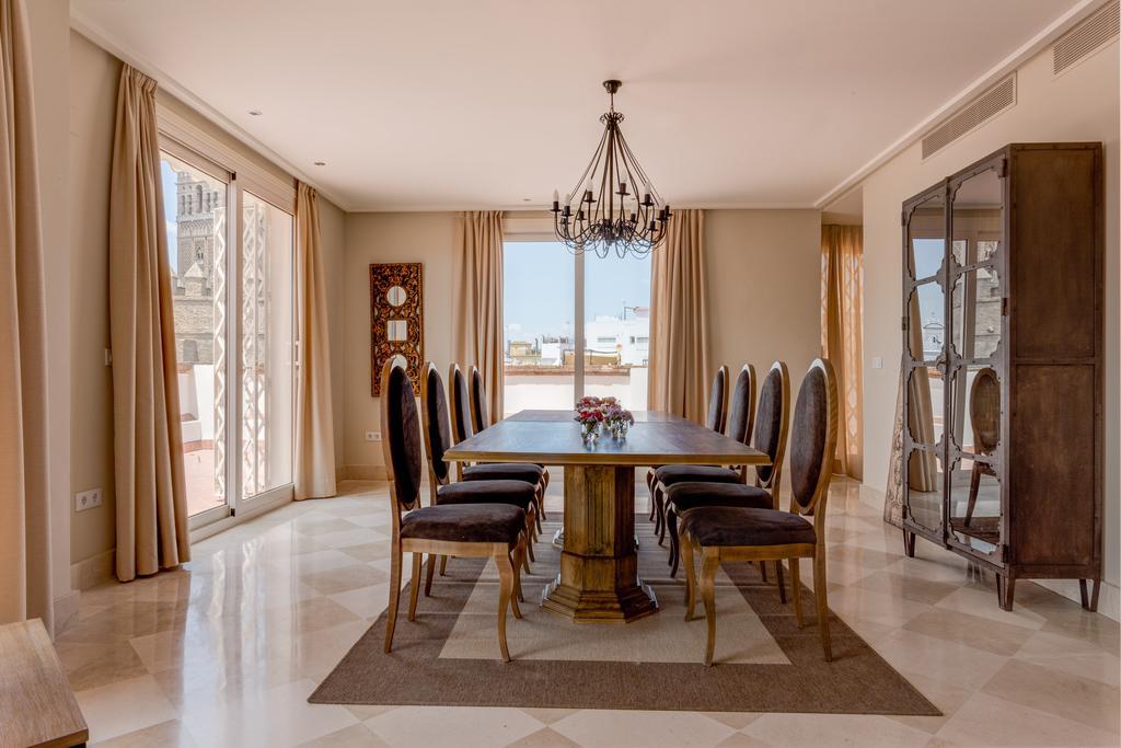 Puerta Principe Luxury Apartments Sevilla Exteriör bild