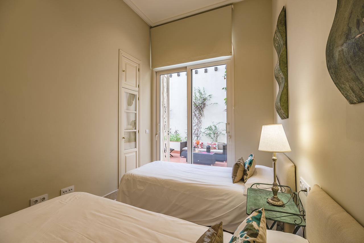 Puerta Principe Luxury Apartments Sevilla Exteriör bild
